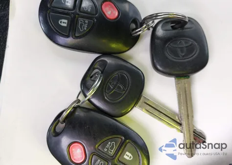 2012 Toyota Highlander Se V6 from USA, damaged, VIN 5TDBK3EHXCS104502